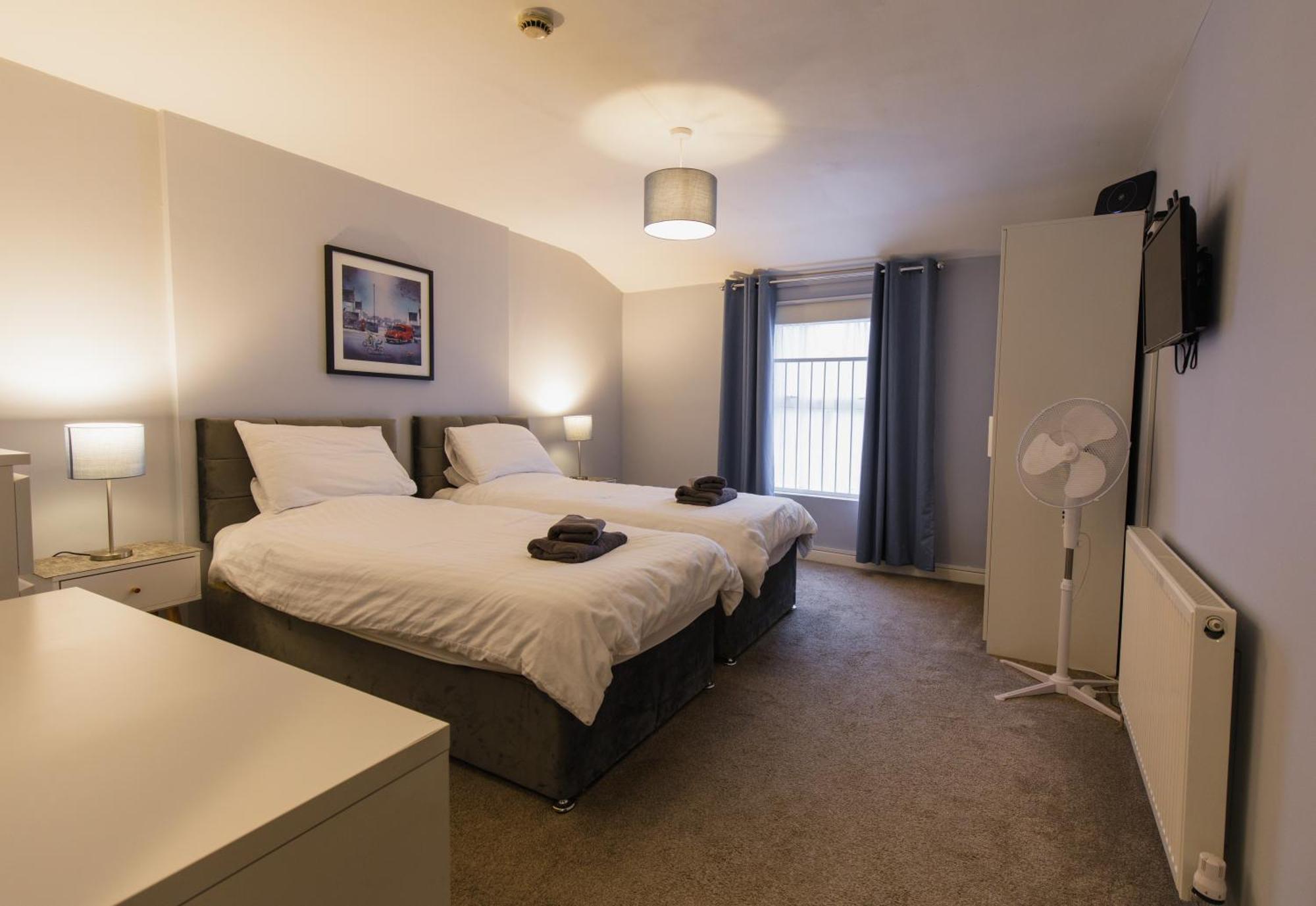 St Luke's 2 * Liverpool